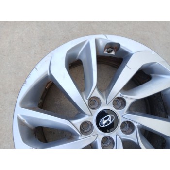 Recambio de llanta para hyundai tucson 25 aniversario 4x2 referencia OEM IAM 52910D7210 X1 17 PULGADAS