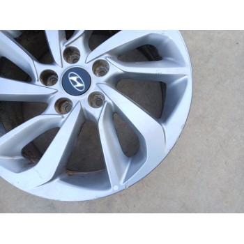 Recambio de llanta para hyundai tucson 25 aniversario 4x2 referencia OEM IAM 52910D7210 X1 17 PULGADAS