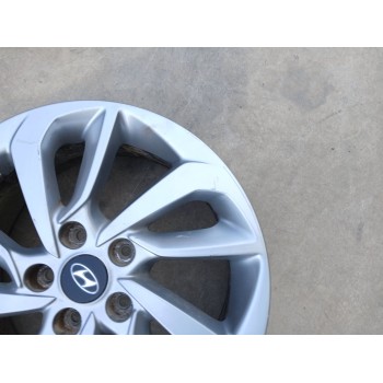 Recambio de llanta para hyundai tucson 25 aniversario 4x2 referencia OEM IAM 52910D7210 X1 17 PULGADAS