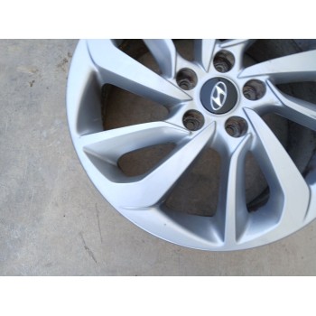 Recambio de llanta para hyundai tucson 25 aniversario 4x2 referencia OEM IAM 52910D7210 X1 17 PULGADAS