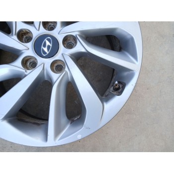 Recambio de llanta para hyundai tucson 25 aniversario 4x2 referencia OEM IAM 52910D7210 X1 17 PULGADAS