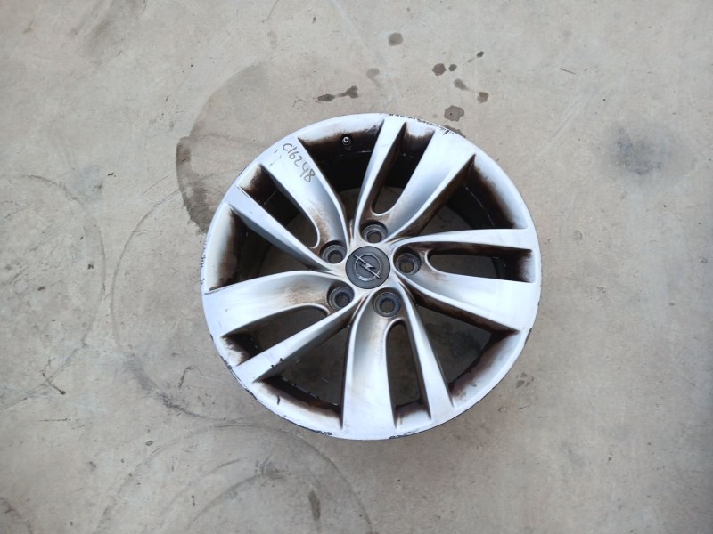 Recambio de llanta para opel insignia berlina excellence referencia OEM IAM 0P065K3 X1 18 PULGADAS