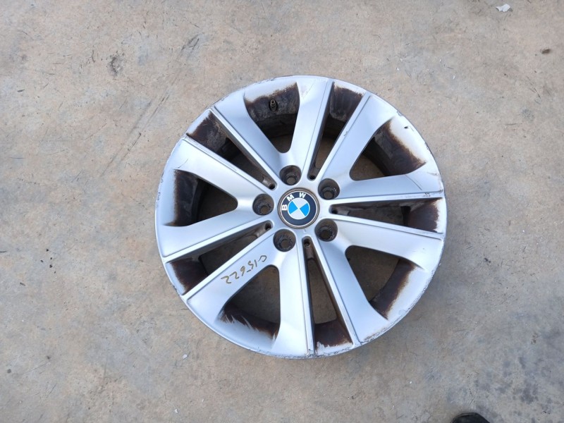 Recambio de llanta para bmw serie 1 berlina (e81/e87) 118d referencia OEM IAM 6775621 / 6762888 x1 17 PULGADAS
