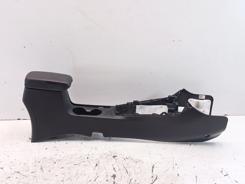 Recambio de apoyabrazos central para kia stonic (yb) 1.4 cvvt referencia OEM IAM 84611h8100  