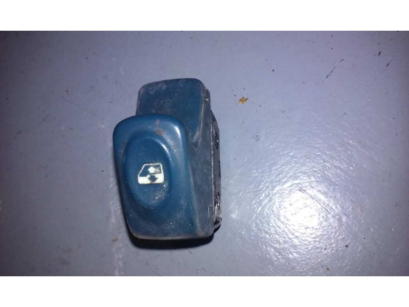 Recambio de mando elevalunas delantero izquierdo para renault twingo (co6) 1.3 (c063/64) referencia OEM IAM   