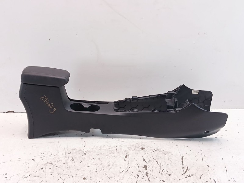 Recambio de apoyabrazos central para kia stonic (yb) 1.0 t-gdi referencia OEM IAM 84611h8100  