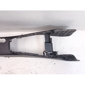 Recambio de apoyabrazos central para kia stonic (yb) 1.0 t-gdi referencia OEM IAM 84611h8100  