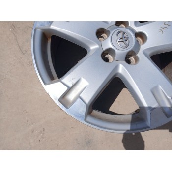Recambio de llanta para toyota rav 4 (a3) 2.2 d-cat referencia OEM IAM 4261142270 X1 18 PULGADAS