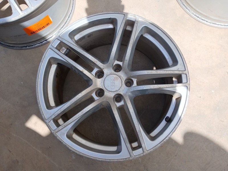 Recambio de llanta para audi a4 berlina (8e) 2.0 tdi 16v (103kw) referencia OEM IAM  X1 18 PULGADAS