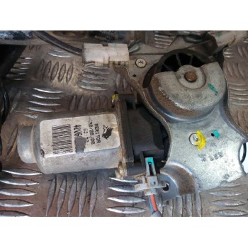 Recambio de elevalunas delantero izquierdo para nissan almera (n16/e) ambience referencia OEM IAM SR ELECTRICO 2 PINES 3P