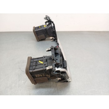 Recambio de aireador central para kia stonic (yb) 1.0 t-gdi referencia OEM IAM 84740h8aeofhs  
