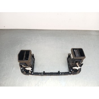 Recambio de aireador central para kia stonic (yb) 1.0 t-gdi referencia OEM IAM 84740h8aeofhs  