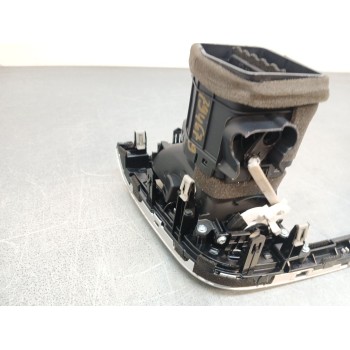 Recambio de aireador central para kia stonic (yb) 1.0 t-gdi referencia OEM IAM 84740h8aeofhs  