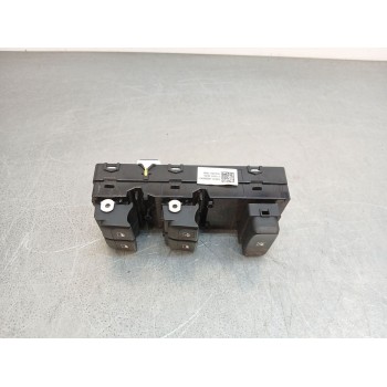 Recambio de mando elevalunas delantero izquierdo para kia stonic (yb) 1.0 t-gdi referencia OEM IAM 93570h8000wk  