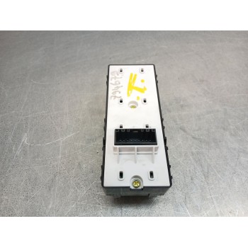 Recambio de mando elevalunas delantero izquierdo para kia stonic (yb) 1.0 t-gdi referencia OEM IAM 93570h8000wk  