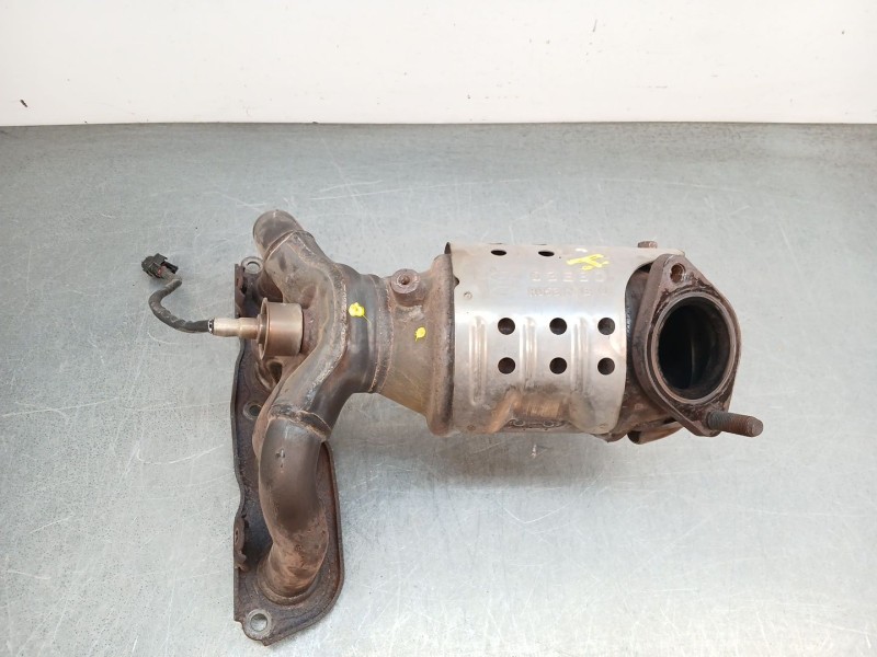 Recambio de catalizador para kia stonic (yb) 1.4 cvvt referencia OEM IAM 28600H8300  