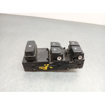 Recambio de mando elevalunas delantero izquierdo para kia stonic (yb) 1.4 cvvt referencia OEM IAM 93571H8200  