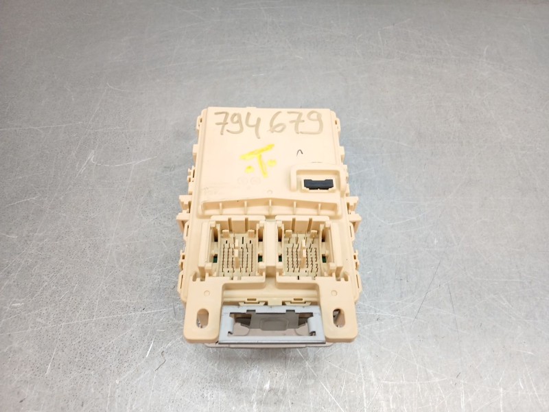 Recambio de caja reles / fusibles para kia stonic (yb) 1.0 t-gdi referencia OEM IAM 81955h8570  