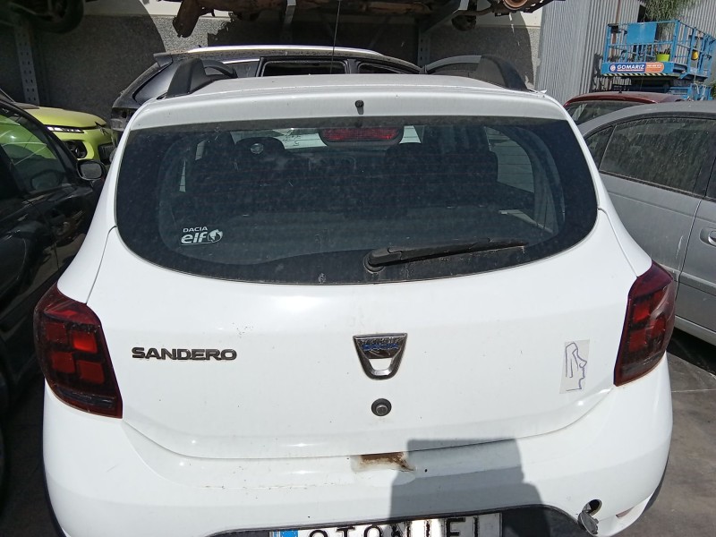 Recambio de porton trasero para dacia sandero ii (b8_) tce 90 (b8m1, b8ma) referencia OEM IAM 901003145R  