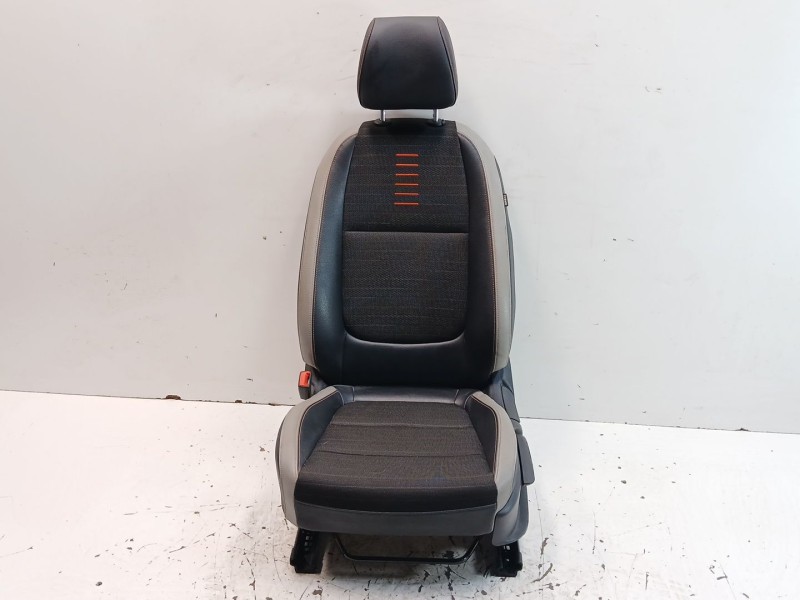 Recambio de asiento delantero izquierdo para kia stonic (yb) 1.4 cvvt referencia OEM IAM   