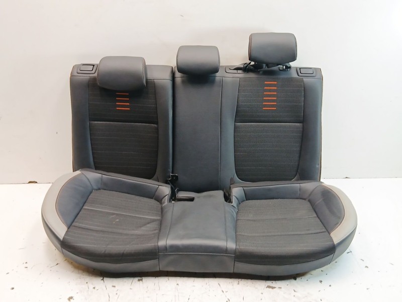 Recambio de asientos traseros para kia stonic (yb) 1.4 cvvt referencia OEM IAM   
