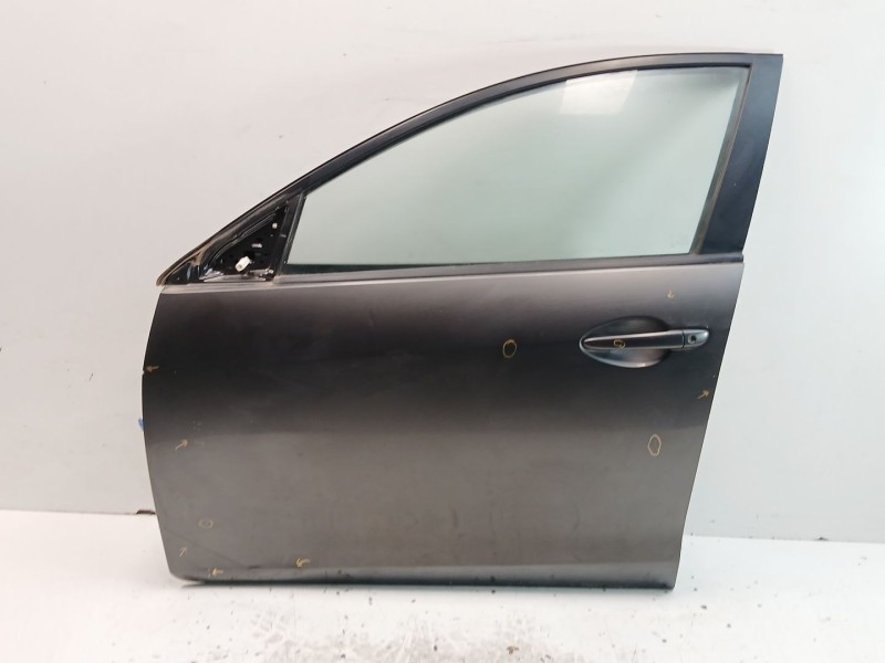 Recambio de puerta delantera izquierda para mazda 3 sedán (bl) 1.6 mzr cd (bl12) referencia OEM IAM BBY45902XF / BBY95902XF  
