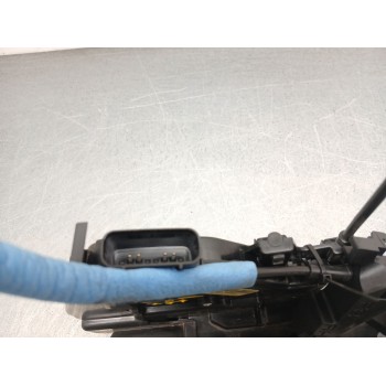 Recambio de cerradura puerta delantera derecha para kia stonic (yb) 1.0 t-gdi referencia OEM IAM 81320h8050lki  