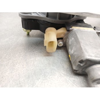 Recambio de elevalunas delantero derecho para kia stonic (yb) 1.0 t-gdi referencia OEM IAM 82460h8000  