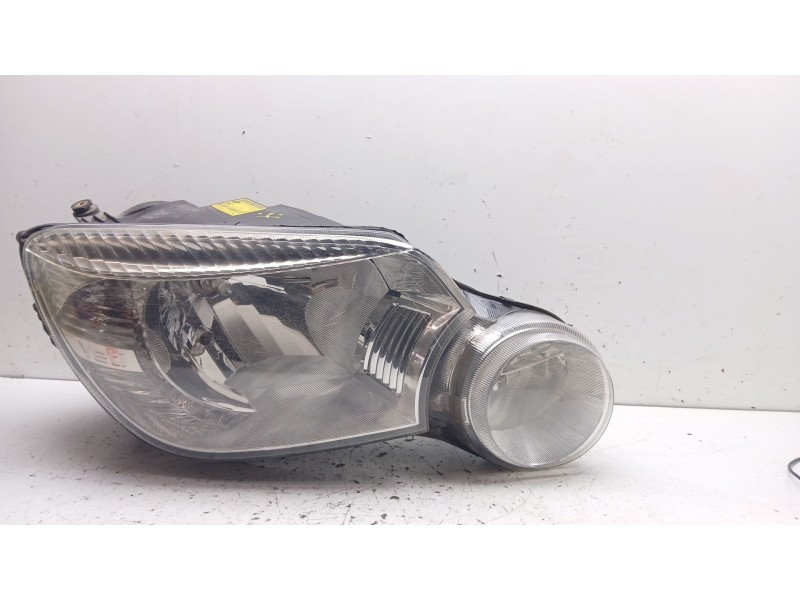 Recambio de faro derecho para skoda yeti (5l) 2.0 tdi referencia OEM IAM 5L1941018  
