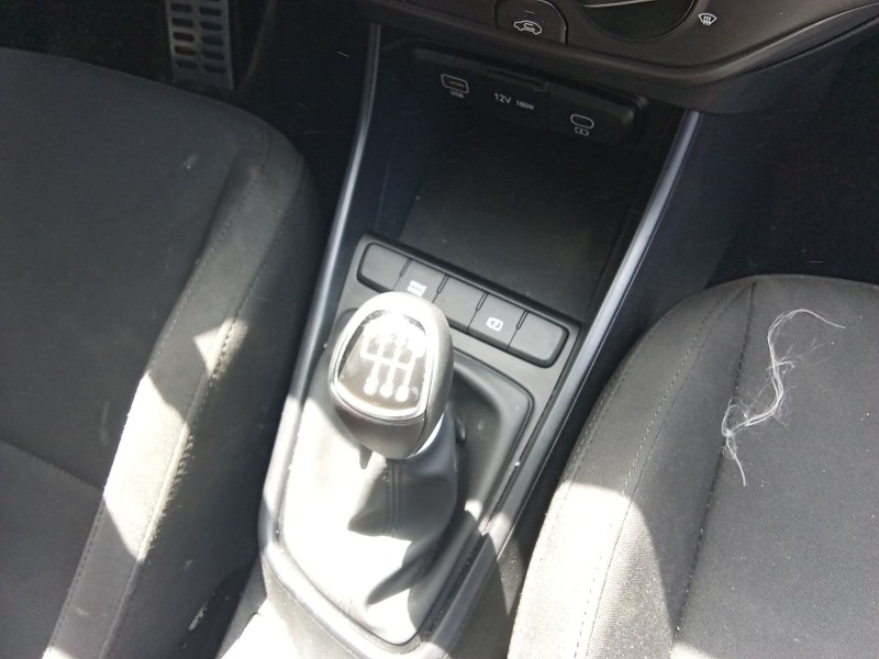 Recambio de palanca cambio para hyundai bayon (bc3) 1.0 t-gdi referencia OEM IAM 46700Q0100 / 43720T7500  