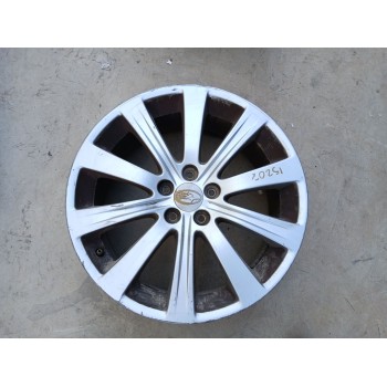 LLANTA A653MOLD16 X1 17 PULGADAS