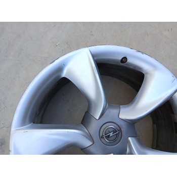 Recambio de llanta para opel astra j gtc sportive referencia OEM IAM 13312751 X1 19 PULGADAS