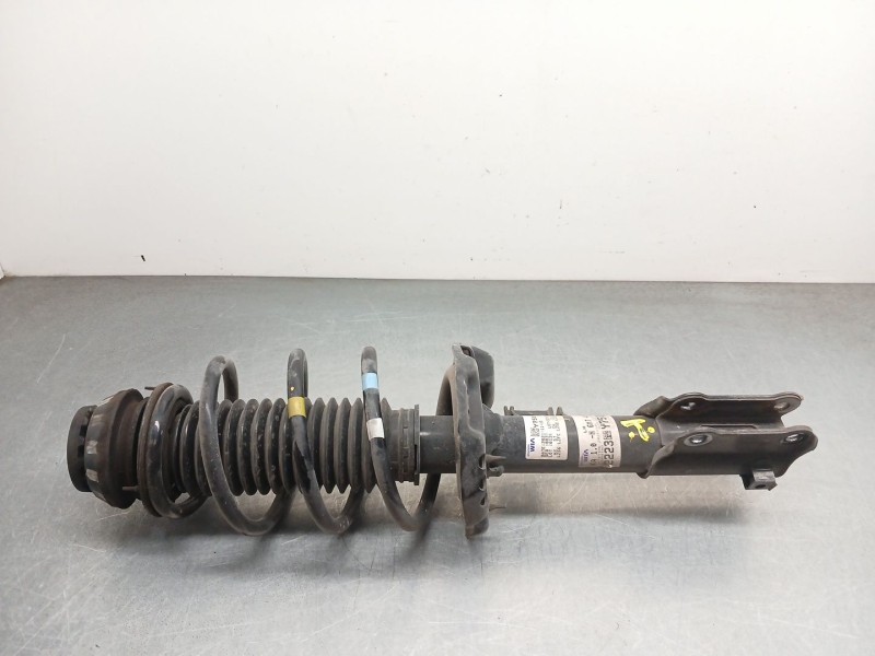 Recambio de amortiguador delantero izquierdo para kia stonic (yb) 1.0 t-gdi referencia OEM IAM 2223y750  