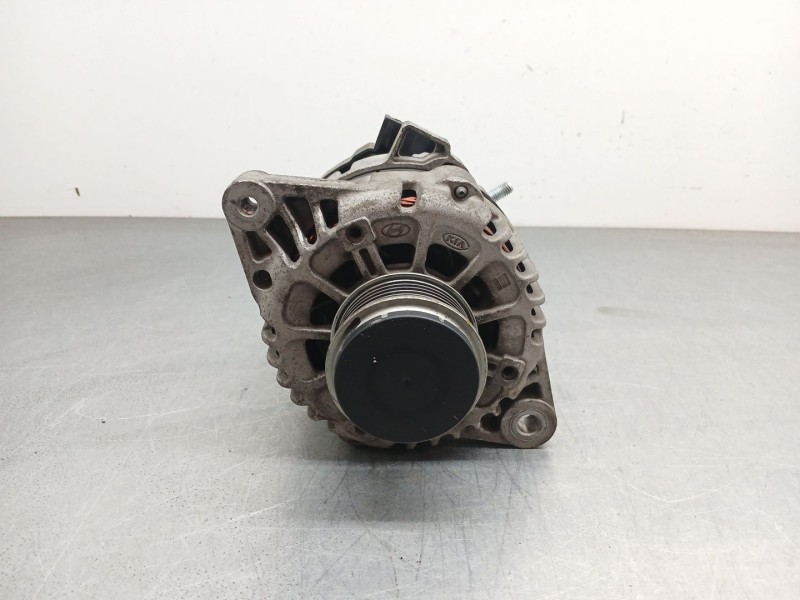 Recambio de alternador para kia stonic (yb) 1.4 cvvt referencia OEM IAM 3730003BA0  