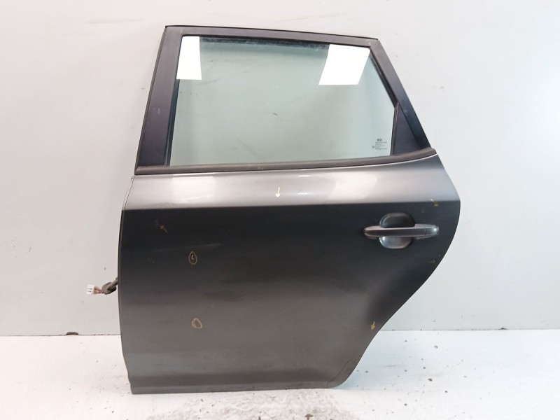 Recambio de puerta trasera izquierda para kia cee´d hatchback (ed) 1.6 crdi 115 referencia OEM IAM 770031H000  