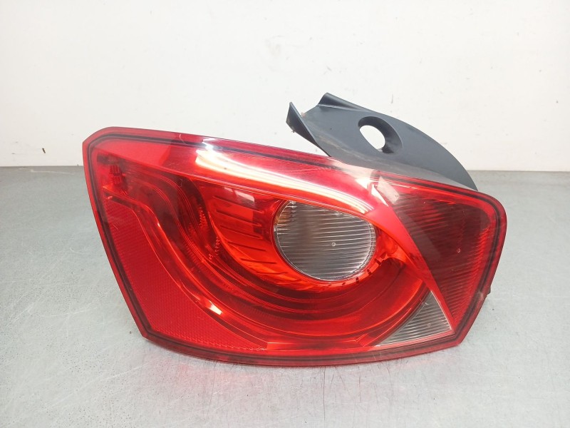 Recambio de piloto trasero izquierdo para seat ibiza iv st (6j8, 6p8) 1.2 tsi referencia OEM IAM 6J4945095K  