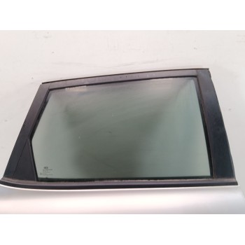 Recambio de puerta trasera derecha para kia ceed (cd) 1.6 crdi 136 referencia OEM IAM 77004J7000  