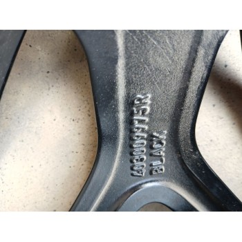 Recambio de llanta para renault megane iv berlina 5p r.s. trophy referencia OEM IAM 403009975R X1 19 PULGADAS