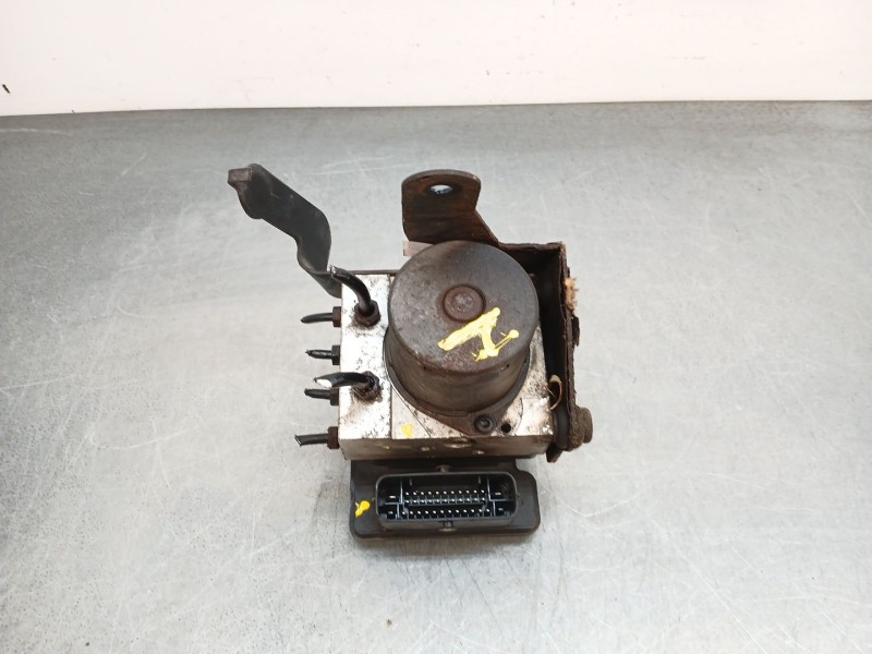 Recambio de abs para kia ceed (cd) 1.6 crdi 136 referencia OEM IAM 58920J7200  
