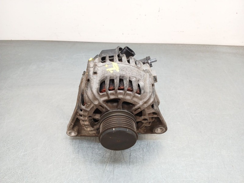 Recambio de alternador para kia ceed (cd) 1.6 crdi 136 referencia OEM IAM 373002U200 373002a601 
