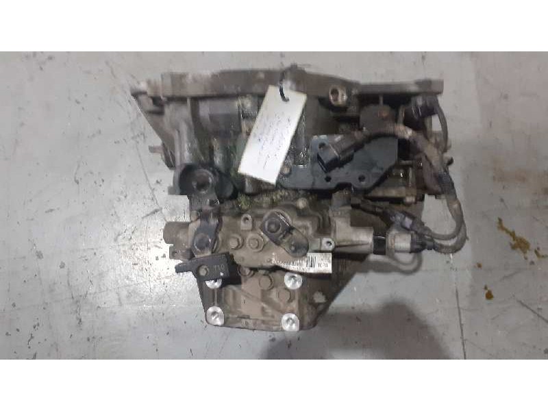 Recambio de caja casco para hyundai i30 1.6 crdi cat referencia OEM IAM   