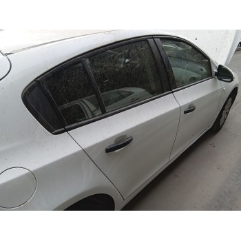 PUERTA TRASERA DERECHA 95476405 