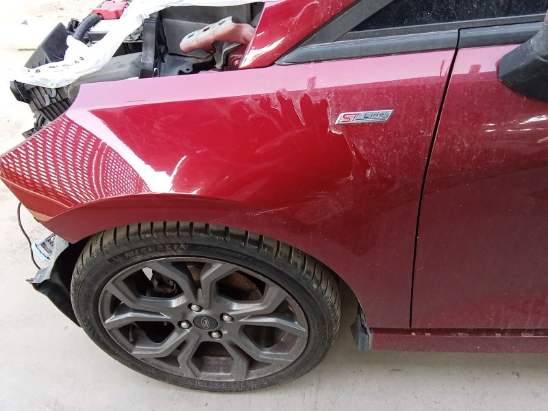 Recambio de aleta delantera izquierda para ford fiesta vii (hj, hf) 1.5 tdci referencia OEM IAM 2400943  