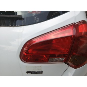 PILOTO TRASERO DERECHO INTERIOR 92440A2000 / 92404A2000 