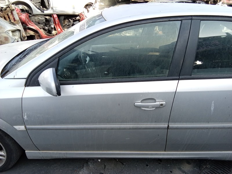 Recambio de puerta delantera izquierda para opel vectra c gts (z02) 1.9 cdti (f68) referencia OEM IAM 93186031  