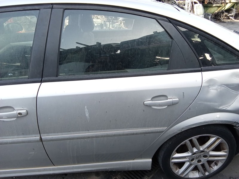 Recambio de puerta trasera izquierda para opel vectra c gts (z02) 1.9 cdti (f68) referencia OEM IAM 93175839  