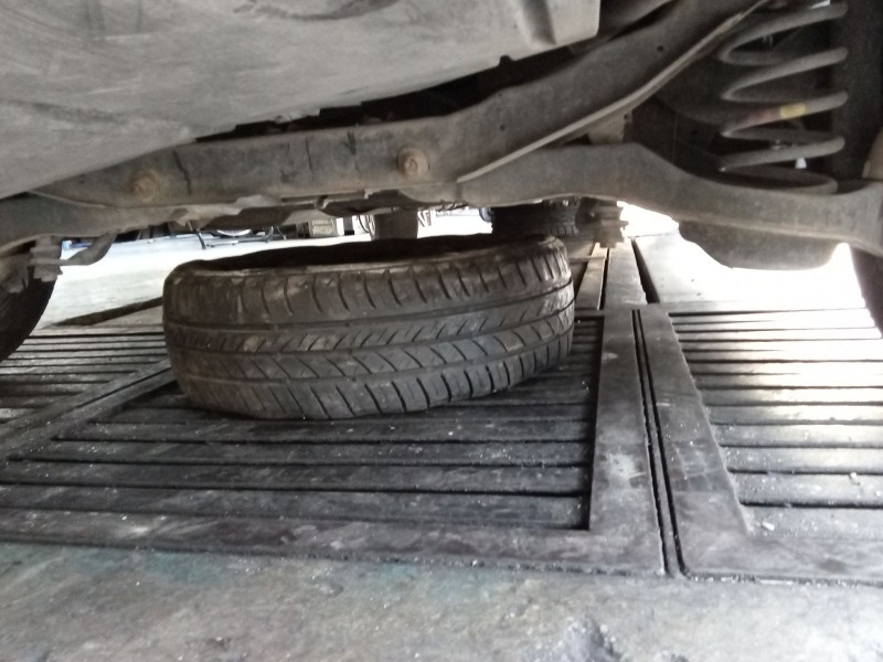 Recambio de puente trasero para ford focus iii 1.6 ti referencia OEM IAM 2320059  