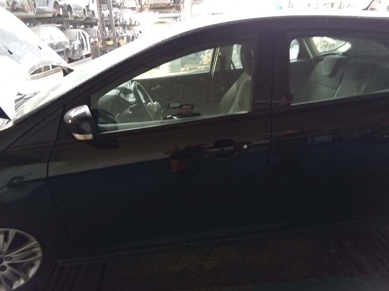 Recambio de puerta delantera izquierda para ford focus iii 1.6 ti referencia OEM IAM 2147846  