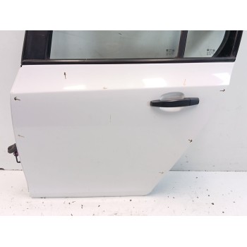 Recambio de puerta trasera izquierda para chevrolet cruze (j300) 1.6 referencia OEM IAM 95476404  