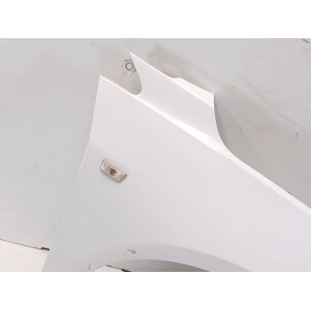 Recambio de aleta delantera derecha para chevrolet cruze (j300) 1.6 referencia OEM IAM 94560510  